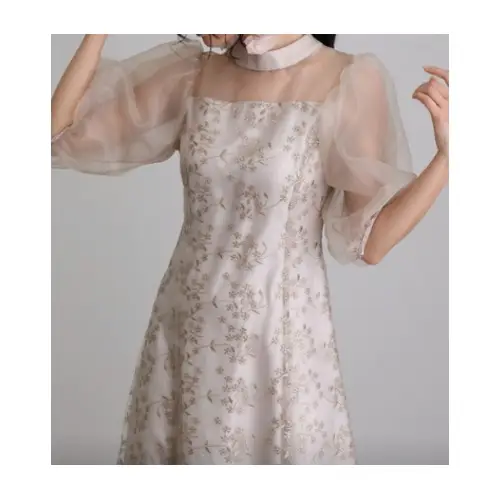 さおりんが着用しているatloのワンピース・ドレス
