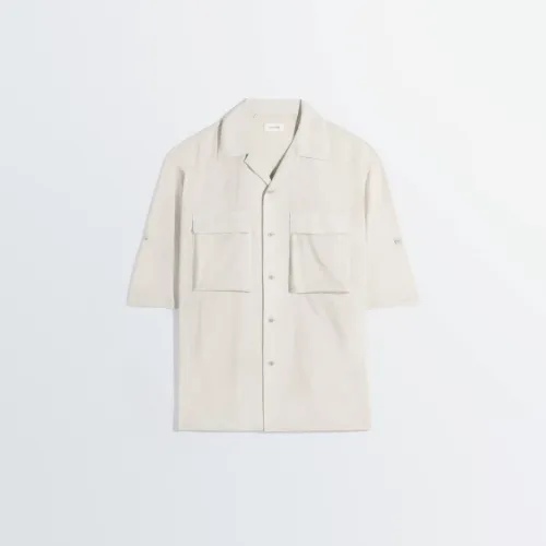 目黒蓮が着用しているLemaireのシャツ・ブラウス