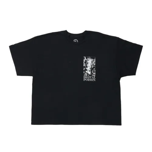 白濱亜嵐が着用しているALAN SHIRAHAMAのTシャツ