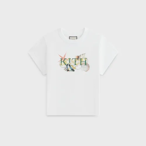 西野カナが着用しているKITHのTシャツ