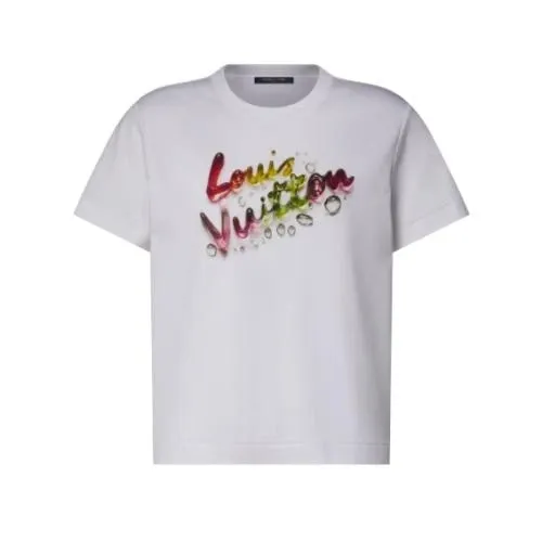 広瀬すずが着用している「Tシャツ」のアイテム紹介