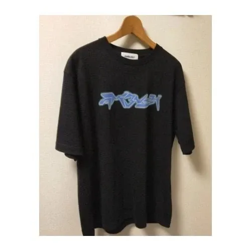 常田大希が着用している「Tシャツ」のアイテム紹介