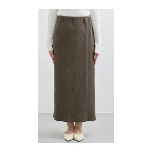 森香澄のファッションまとめ｜私服・衣装・着用ブランドを徹底解説