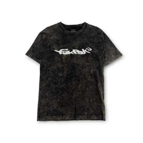 髙橋海人が着用している「Tシャツ」のアイテム紹介
