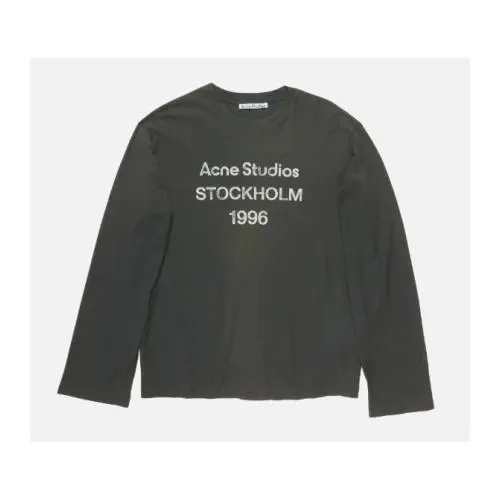 Takaが着用している「Acne Studios（アクネストゥディオズ）」の